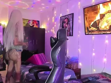 Stripchat Live Porn of kissingdevil