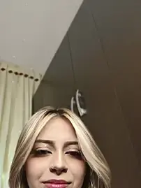 Stripchat Best Webcam of BellaDonna_16