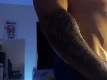 Stripchat Best live sex cam show of Lucasfit24