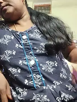 Stripchat Live Sex of yamini1431