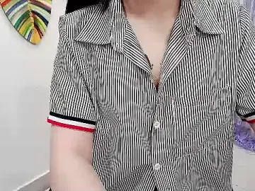 Stripchat Watch Live Sex Cams of Ari-sweety