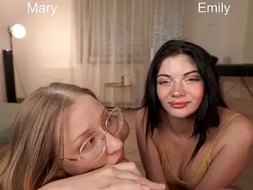 Stripchat Live Sex of foxeslovefoxes