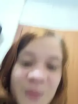Stripchat Adult Webcam of marizinhafunny