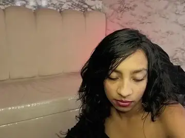 Stripchat Nude Webcam of Adarasuri_v