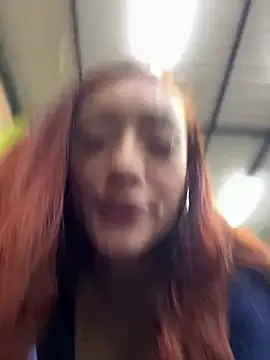 Stripchat Free Live Porn of ariiel_