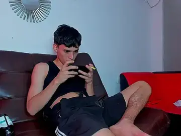 Stripchat Free Live Porn of extreme_hot_crazy