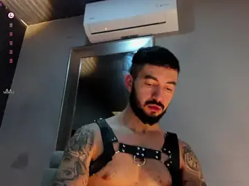 Stripchat Watch Live Sex Cams of MarkWalker__