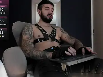 Stripchat Best live sex cam show of MarkWalker__