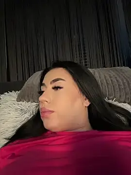 Stripchat Live Sex Cam of Andrestarr