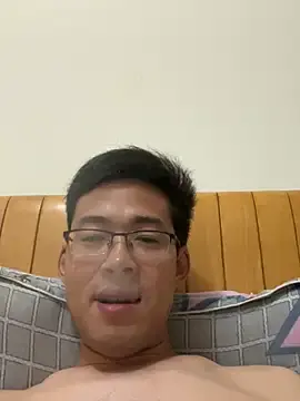 Stripchat Live Sex of HHAA1992