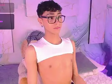 Stripchat Adult Video Chat of Owen_JP