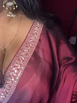 Stripchat Adult Webcam of mEhAK_________