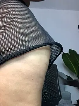 Stripchat Free Porn Cam of EmmaRossem