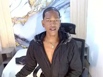Stripchat Free Porn Cam of AfroWayuuu