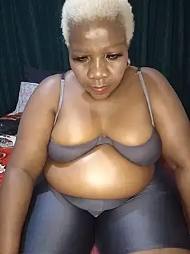 Stripchat Nude Webcam of dirasweetlipsxx