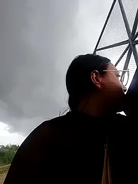 Stripchat Live Sex of Sexy_nayra_outdoors_