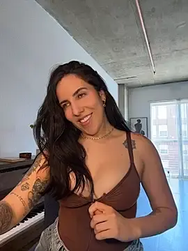Stripchat Live Porn of Lolathebaddie