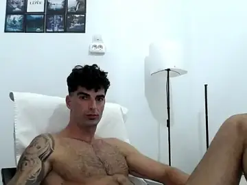 Stripchat Free Porn Cam of Verycutex