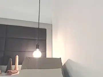 Stripchat Live Sex Cam of chanel_grant