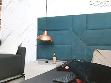 Stripchat Live Sex Cam of chanel_grant