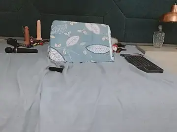 Stripchat Sex Cam of chanel_grant