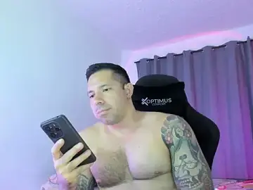 Stripchat Adult Webcam of Pierre_Vidal