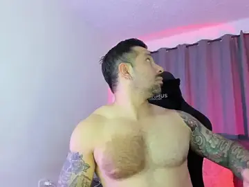 Stripchat Best Webcam of Pierre_Vidal