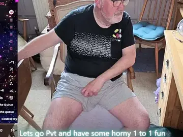 Stripchat Nude Webcam of Adamdaddybear