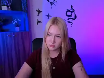 Stripchat Free Porn Cam of playful_sophie