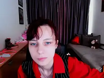 Stripchat Free Porn Cam of MiniLysii