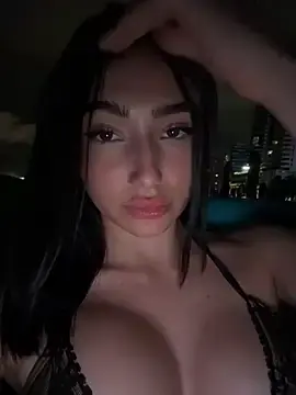 Stripchat Adult Webcam of Maddy_Jones