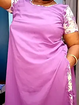 Stripchat Free Live Porn of tamil_sarah