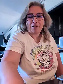 Stripchat Watch Live Sex Cams of Canadian_BBW