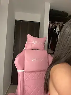 Stripchat Live Sex of jailyncam_