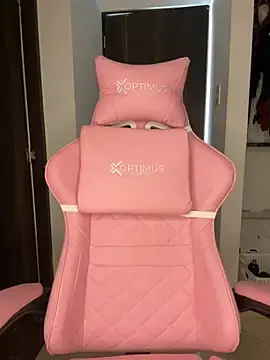 Stripchat Live Porn of jailyncam_
