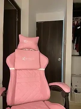 Stripchat Watch Live Sex Cams of jailyncam_