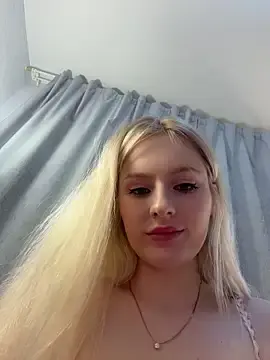 Stripchat Free Porn Cam of CaseyCumFace