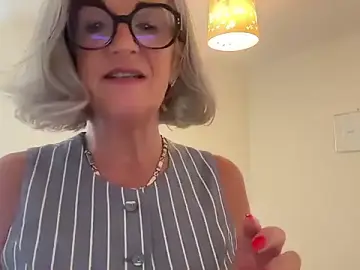Stripchat Best Webcam of NaughtyMonicaUK