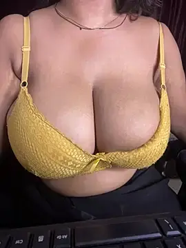 Stripchat Adult Webcam of DarlingRuby