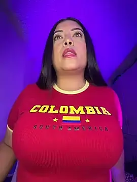 Stripchat Adult Webcams of cami_ortiz__