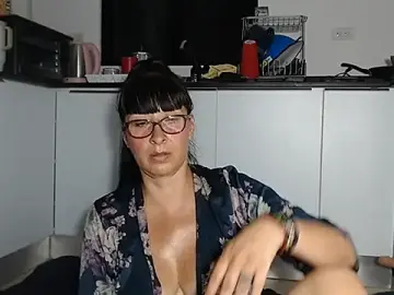 Stripchat Free Porn Cam of HellenLatin