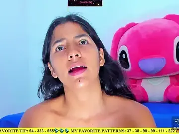Stripchat Adult Webcam of AriannaLewiis