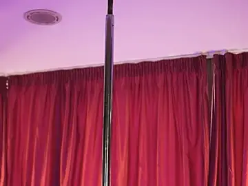 Stripchat Live Sex Cam of LuxenNoir