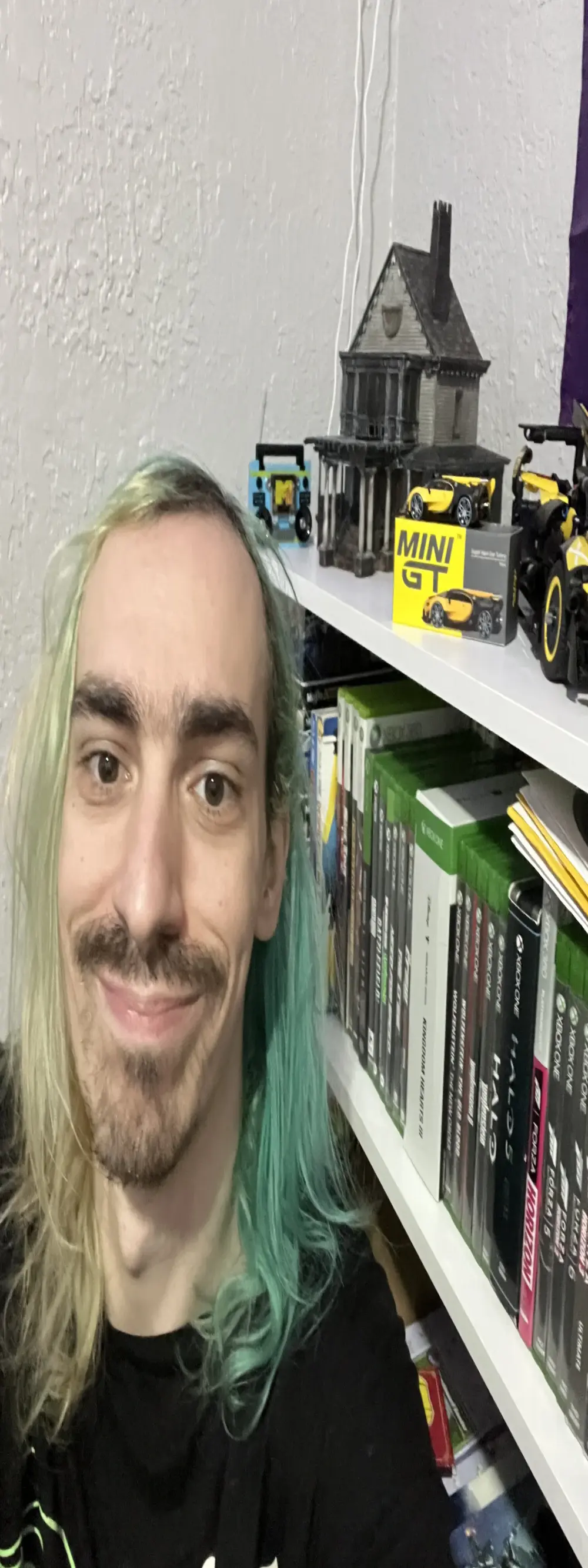 tallnerdyguy