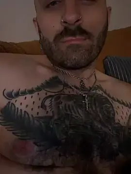 Stripchat Live Porn of girthxcrisis