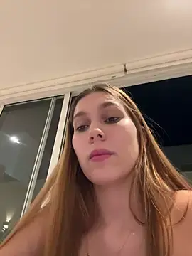 Stripchat Sex Cam of Nikii__