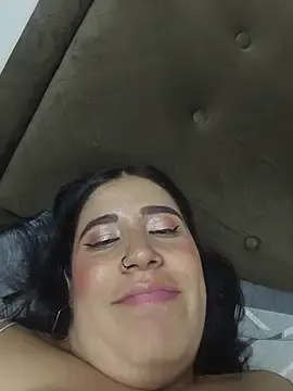 Stripchat Live Sex Cam of Sarax_and_juan
