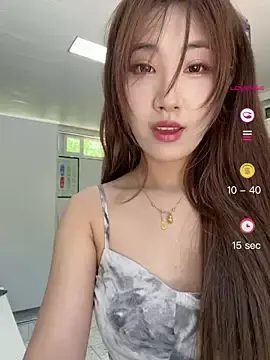 Stripchat Sex Cam of GG-BONG1