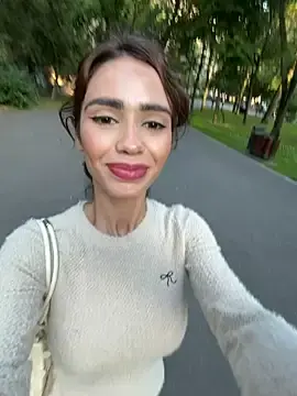 Stripchat Sex Cam of AyanaLys