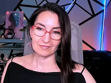 Stripchat Adult Webcam of UnaTerra